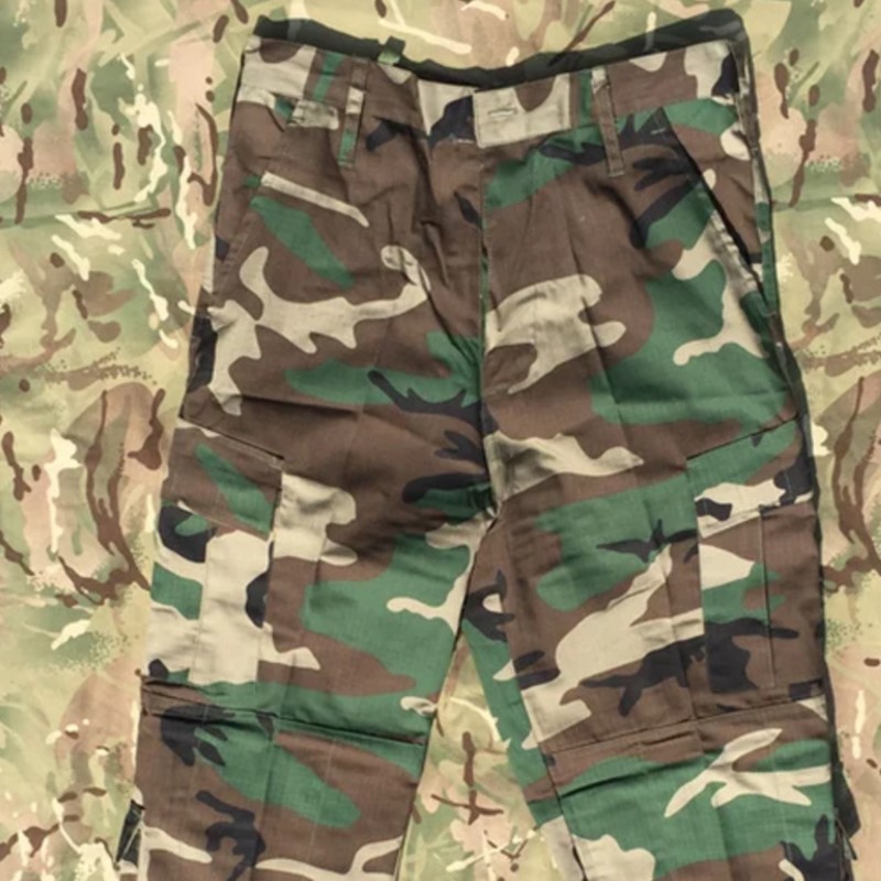 戦術アウトドア迷彩パンツ ウッドランドカモフラージュ ハンテ - Outdoor Hunting Trousers のレビューと価格